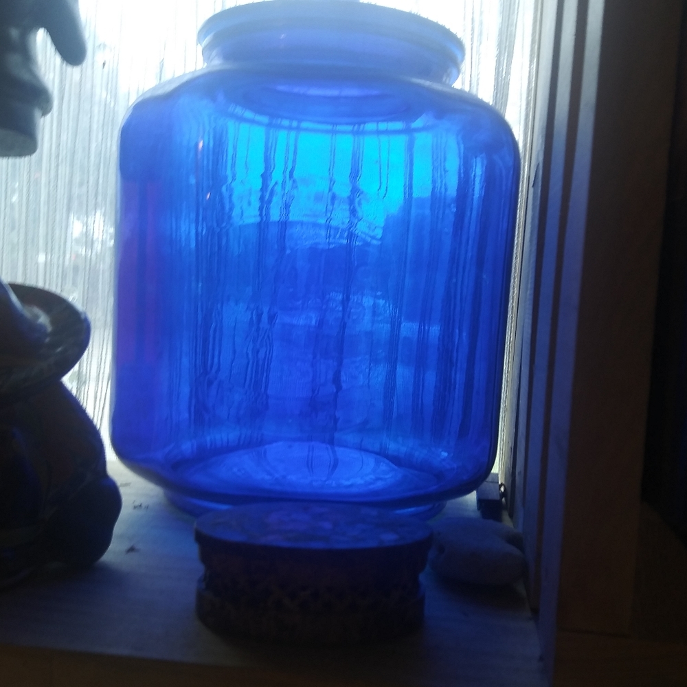 Cookie jar
